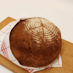 Pain florentin au levain naturel, délicatement parfumé aux herbes, 100% maison Carrément Bon à Namur
