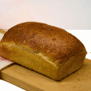Demi gris au levain naturel, pain artisanal 100% maison, croûte dorée et mie légère – pain frais Carrément Bon à Namur