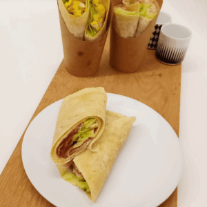 Wrap jambon italien Carrément Bon, garni de jambon de qualité, légumes, wrap artisanale 100% maison à Namur