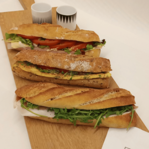 BAGUETTE GARNIE JAMBON ITALIEN