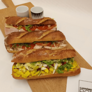 BAGUETTE GARNIE POULET CURRY